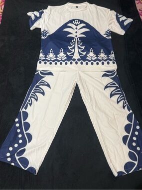 SHEIN White and Navy Blue Two-Piece Printed Set
